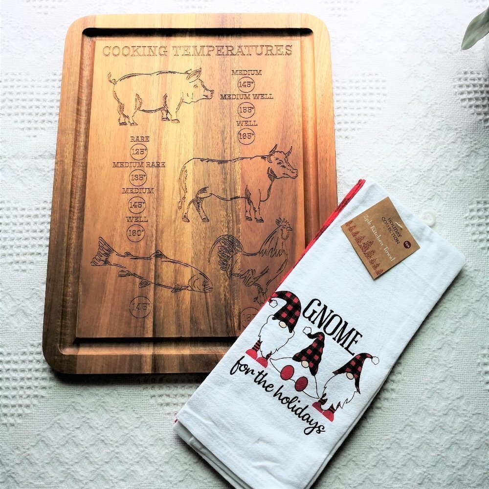 Dickey's Barbecue Pit Meat Cooking Temperature Engraved Cutting Board +‎ Towels